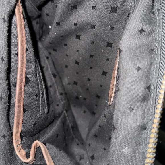 Vintage Fossil Women's Black  Leather Crossbody Shoulder bag Medium G1 - Picture 7 of 12